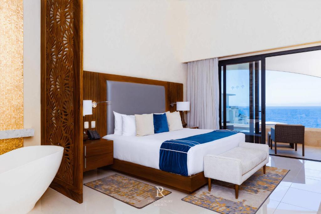 Three Bedroom Suite Ocean View- Villa La Valencia - 4