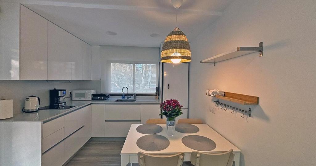 Moderno apartamento a 100m de la playa Llevant - 2