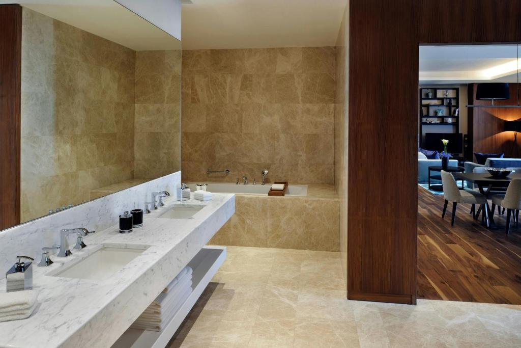 ห้องน้ำ