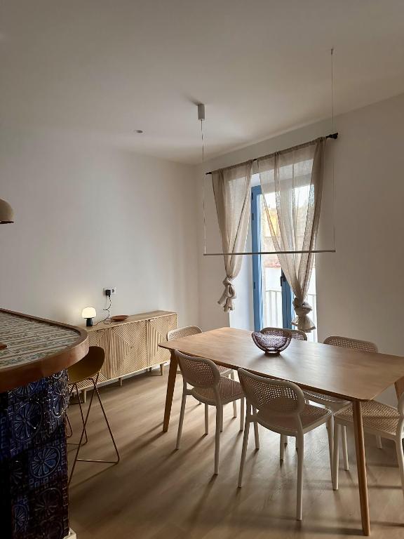 Apartamento centenario renovado con corazón - 1
