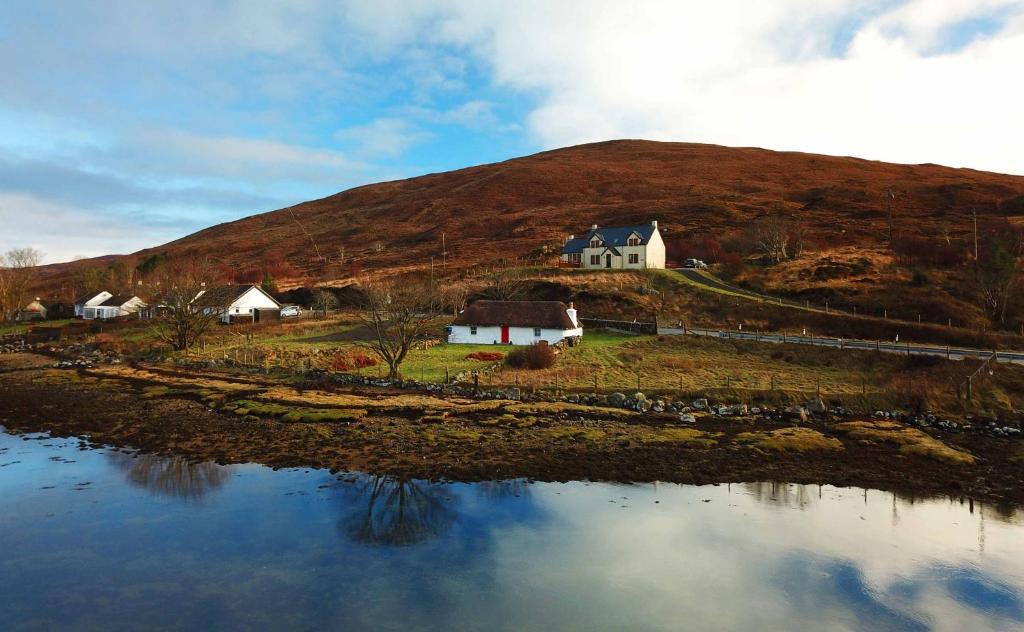Katie Ann's Thatched Cottage, Luib