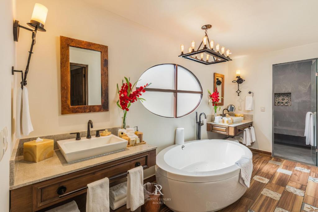 Four Bedroom Villa - Hacienda Encantada Residences - 2