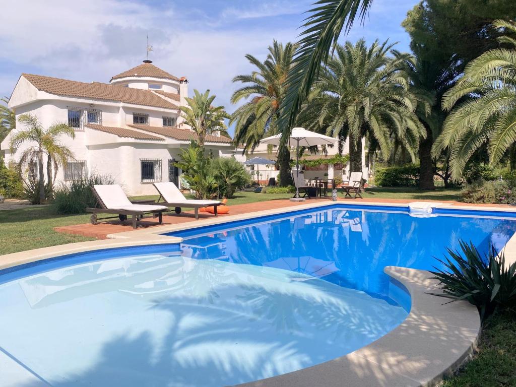 Villa DEA - Home away from home - Families Only - 2