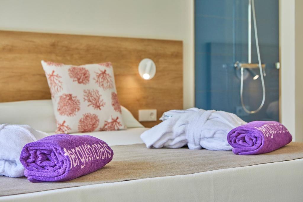 FERGUS Club Europa — Hotel rooms in Peguera, Balearic Islands