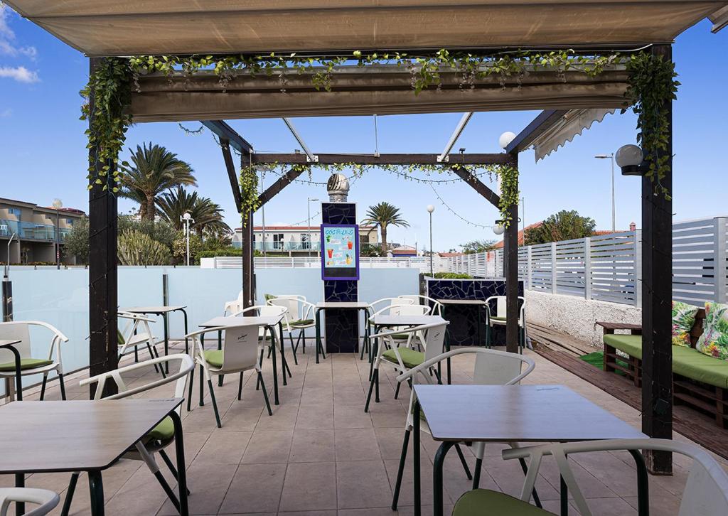 Smartr Maspalomas Corinto — Restaurant & bars in Playa del Ingles, Canary Islands
