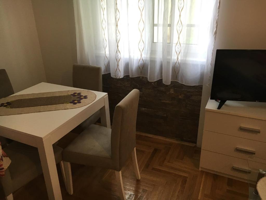Apartman Zira - 2