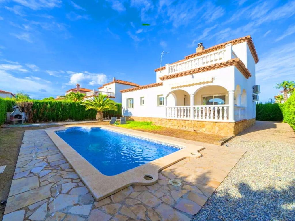 Laura with private pool, Miami Platja