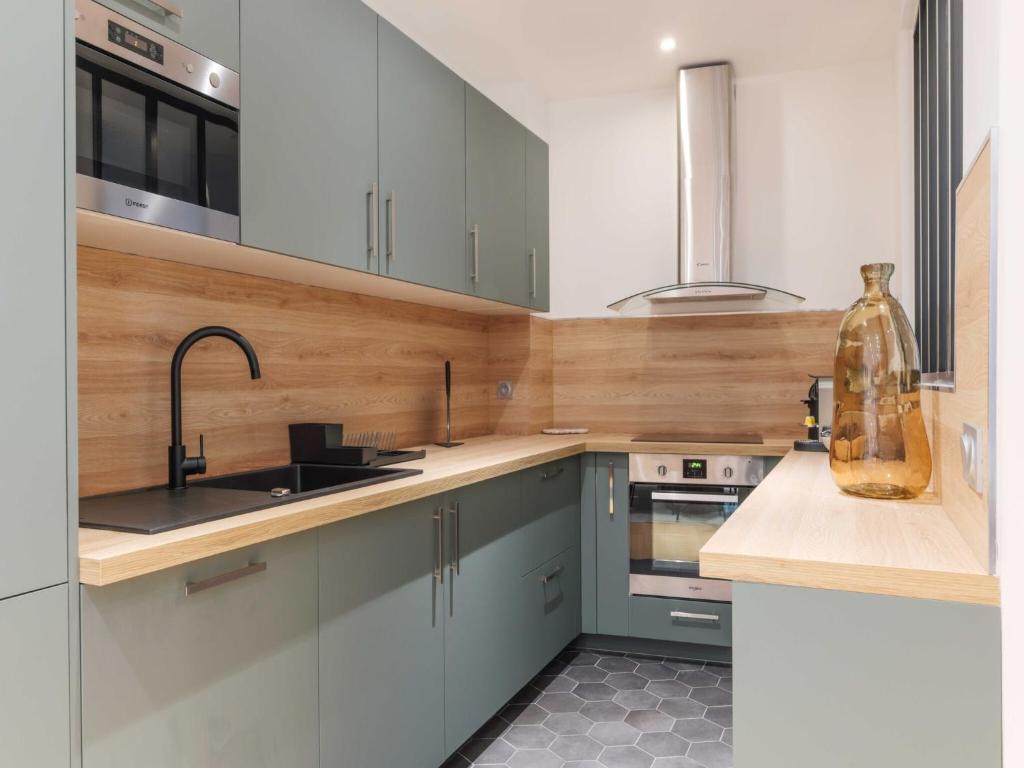 Magnificent apartment - 4BR 10P - Arc de Triomphe - 4