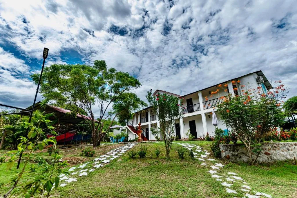Cosmos Tatacoa Hotel，位于比利亚维哈的酒店