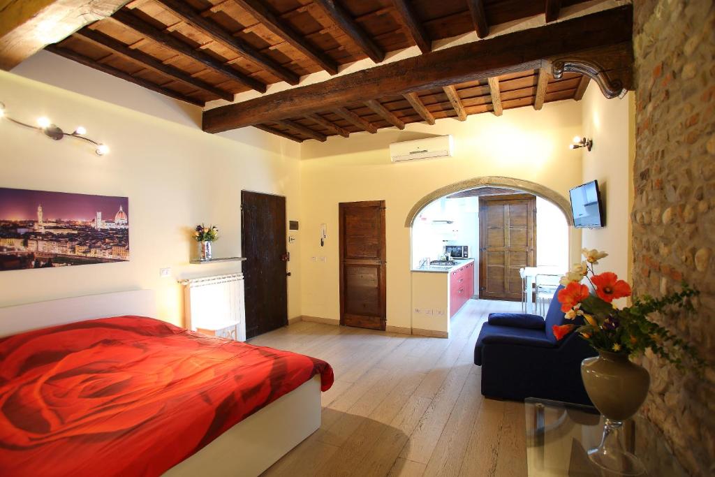 Visit Florentia Apartment - 2