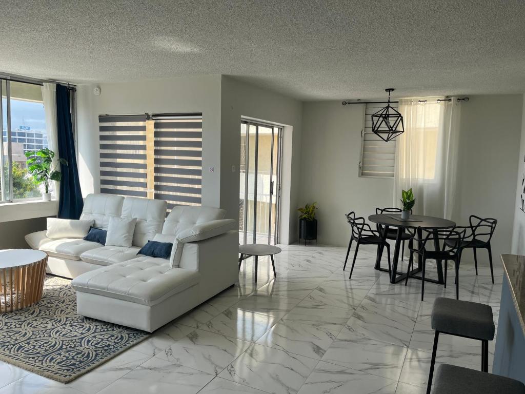 New Kingston Vibes, Kingston