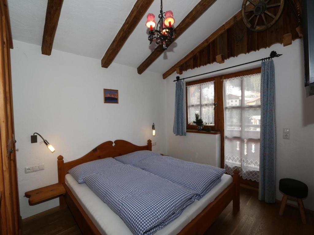 Holiday Home in Grossarl with Mountain Views - 4