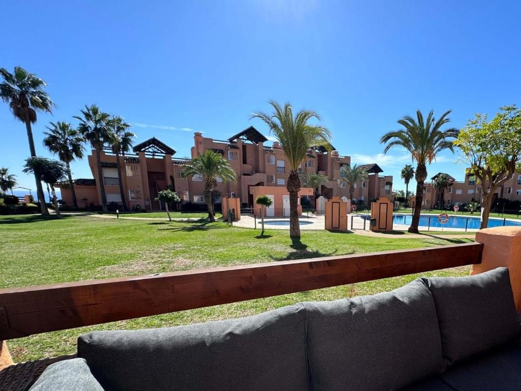 2 bedroom apartment with terrace and pool - 3