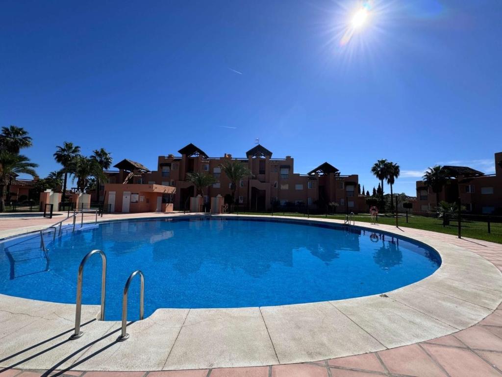 2 bedroom apartment with terrace and pool - 5