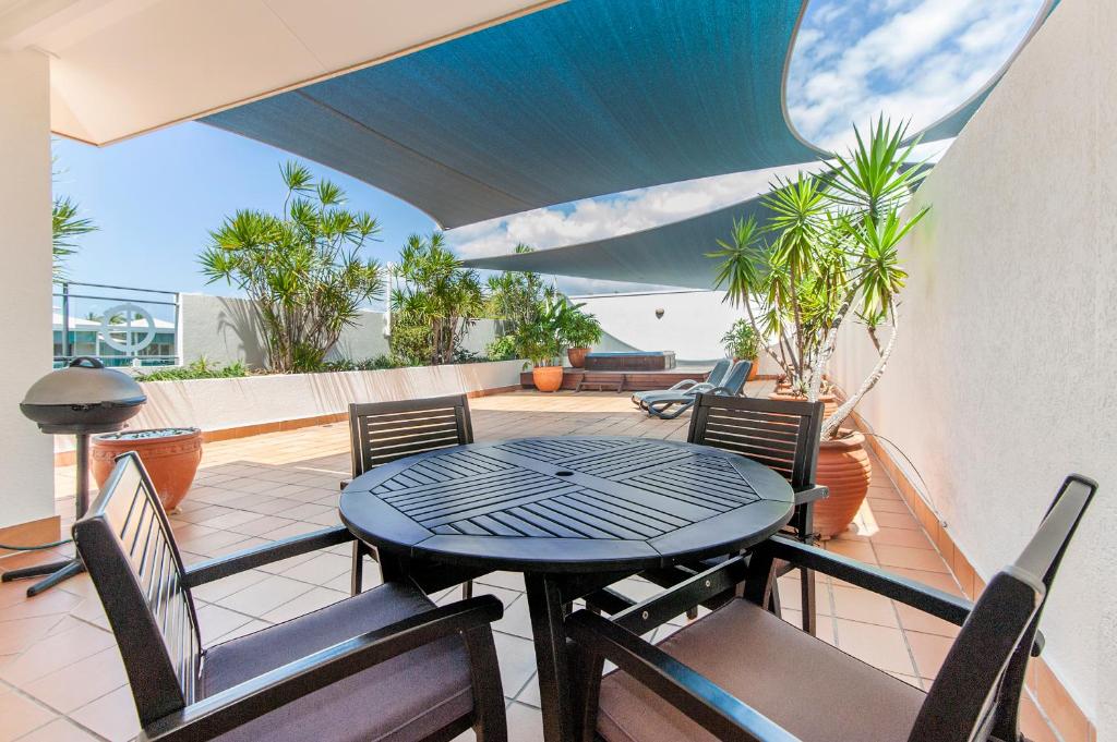 Regal Port Douglas - Holiday Apartments