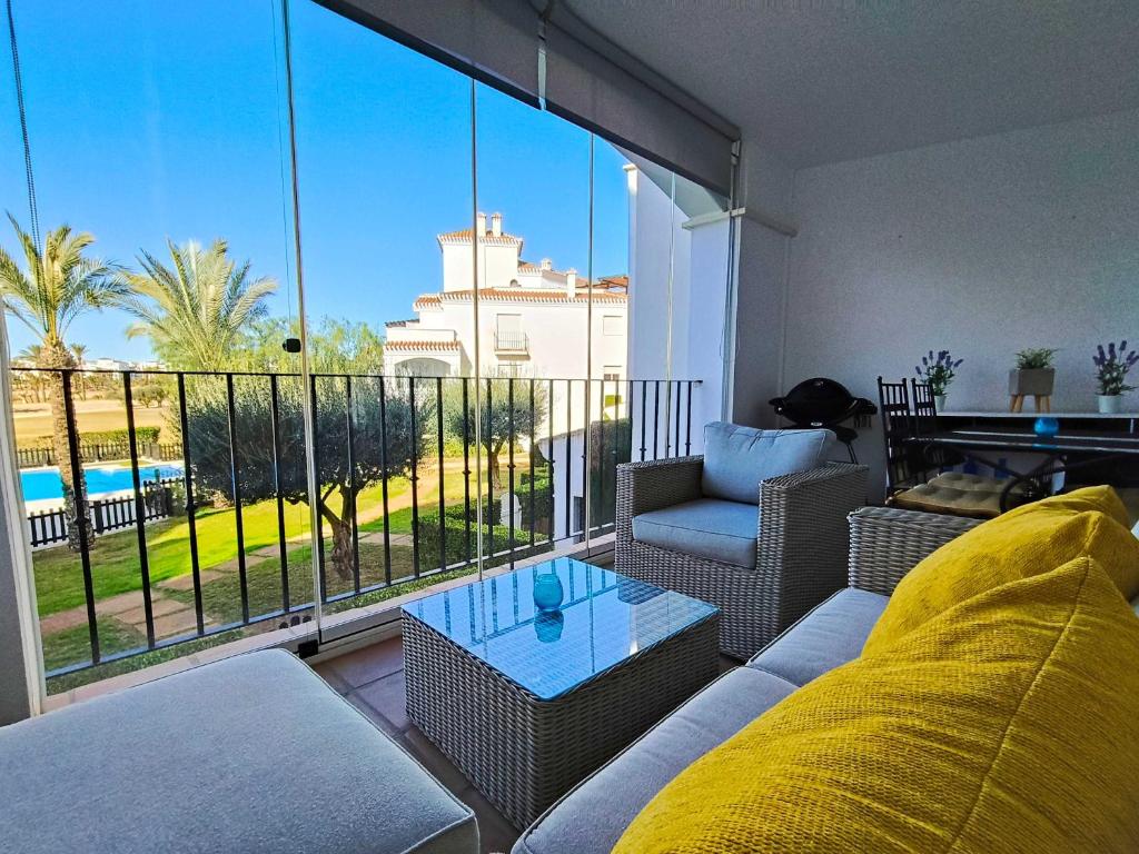 Bright Apartment with Stunning Swimming Pool Views - MO4812LT, Torre-Pacheco