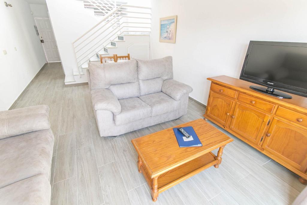 Canovas Nerja - Antali Villas - 4