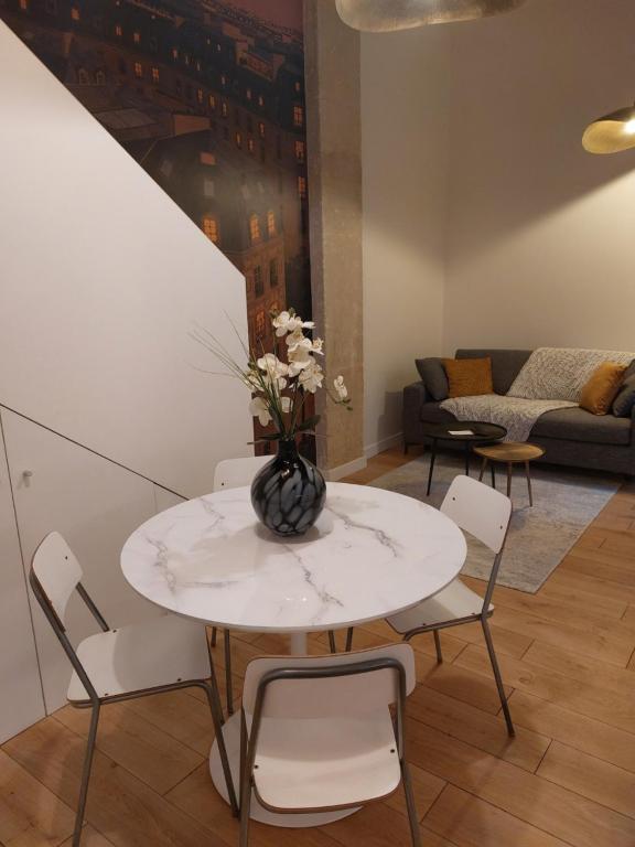 Facilities, Athome - Apartments in Paris