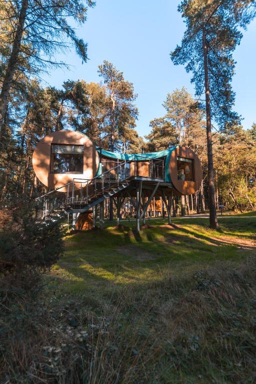 Kanna, Chipping Norton