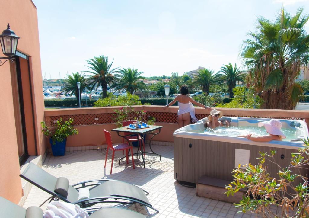 Suite Essaouira, Riad 8 au village naturiste Couple only - 5