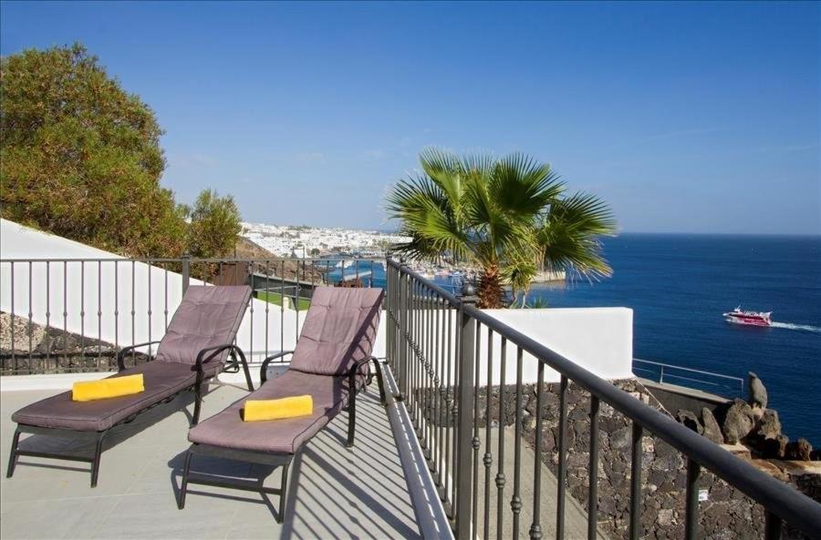 Stunning Seaview Villa Casa Tosco 5 Bedroom Villa Pool Table Overlooking Old Town Puerto Del Carmen 전경