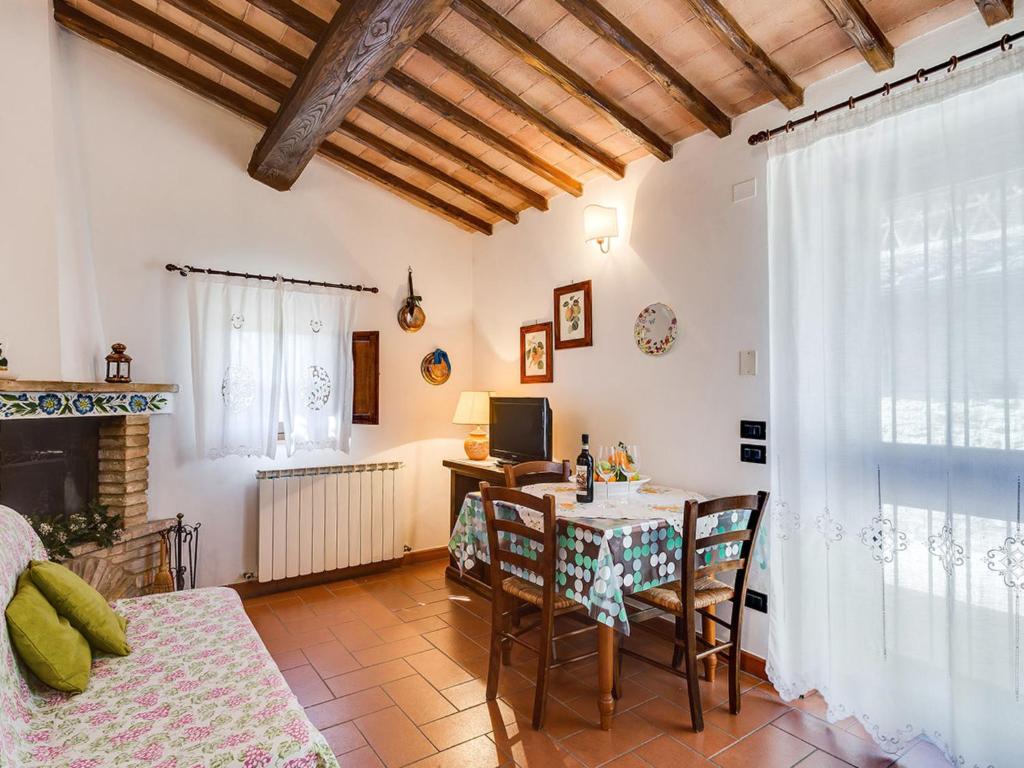Holiday Home Antico Borgo S LorenzoAlbicocco by Interhome - 4