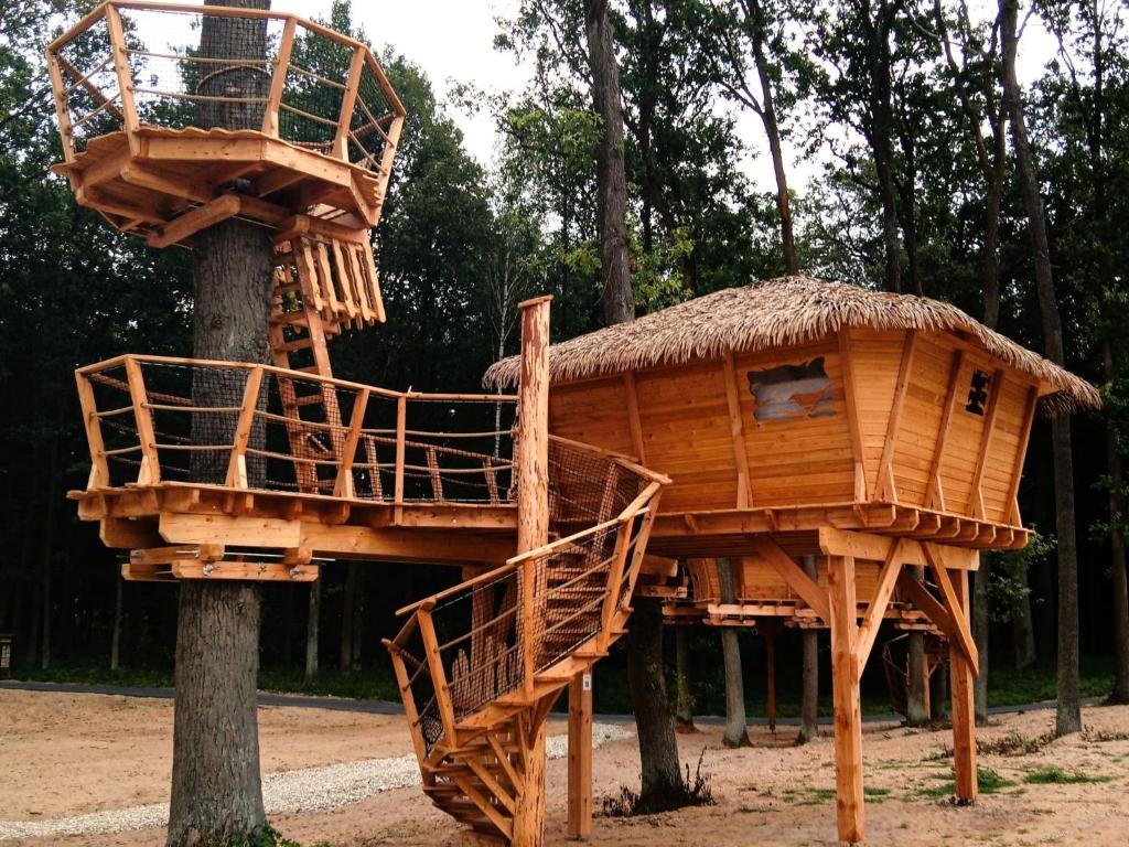 Holiday Home Treehouse 2 by Interhome, Hradec Králové