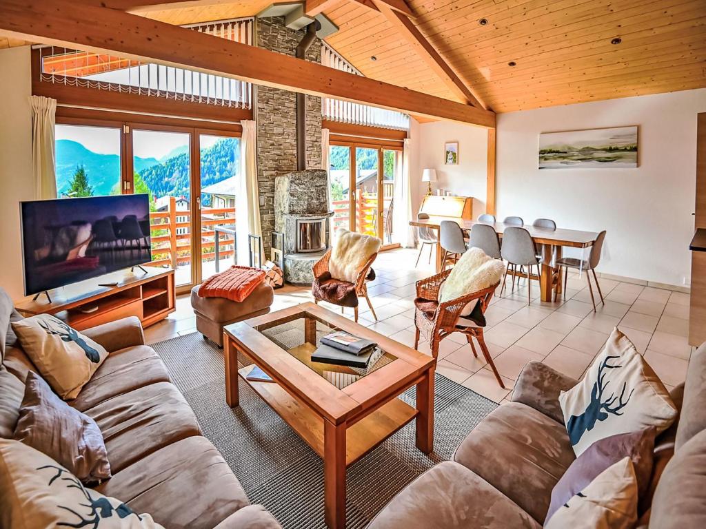 Chalet Le Souvenir by Interhome - 2