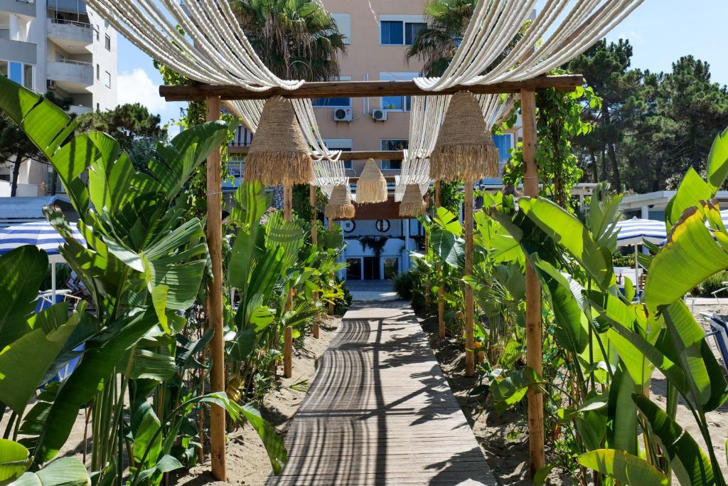 Pampas Duplex Rooms, Durrës