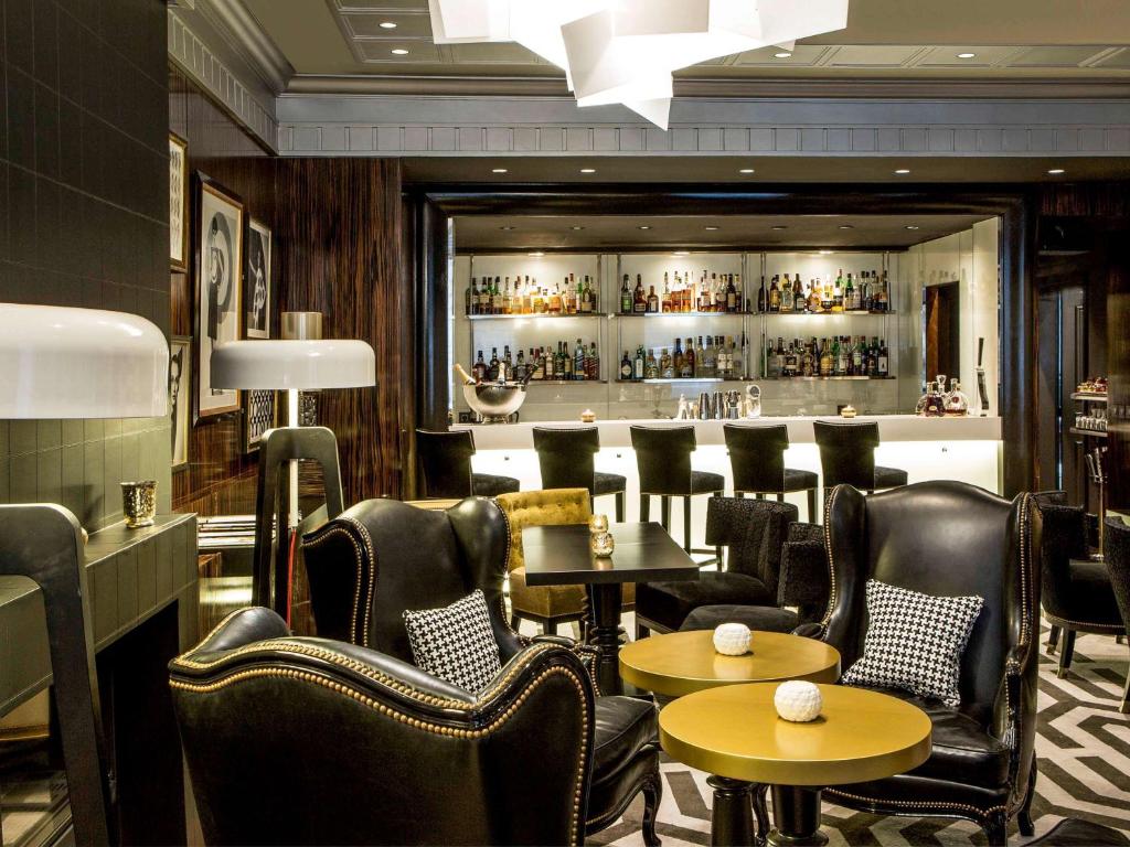 Bar/lounge