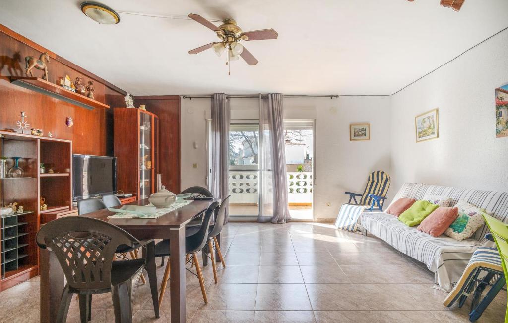 Amazing Home In Vinaroz - 3