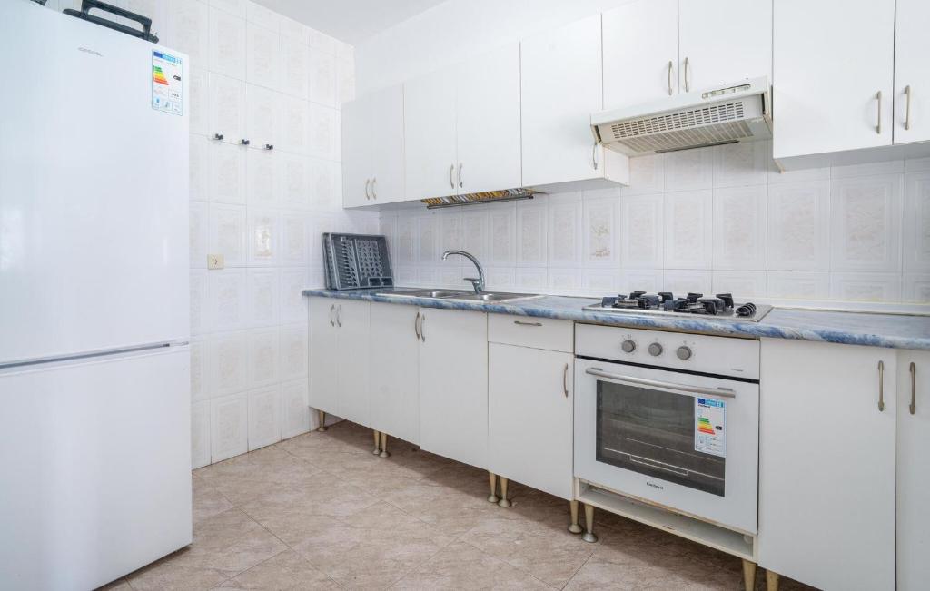 Amazing Home In Vinaroz - 5
