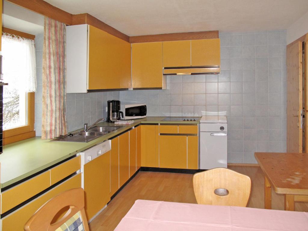 Apartment Nebenhaus Schönblick - SVH111 by Interhome - 3