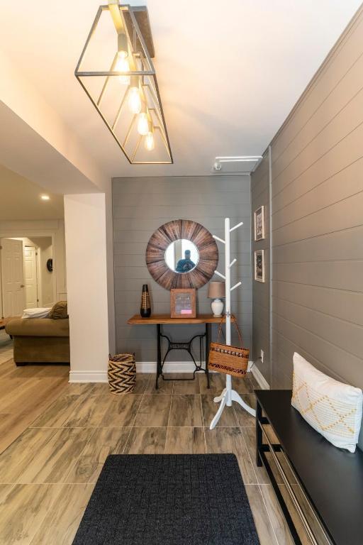 Luxurious and Spacious Apartment with 2 bedrooms and 2 Baths, Mississauga