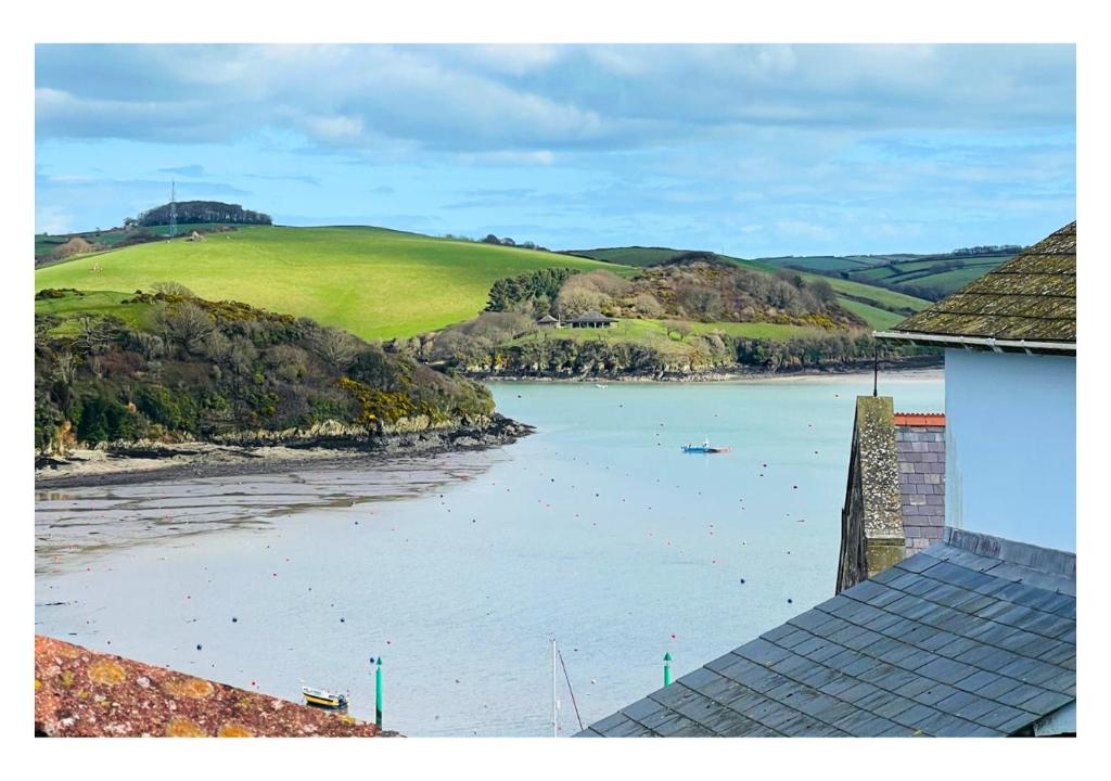3-Bedroom Home with Stunning Estuary Views, Salcombe