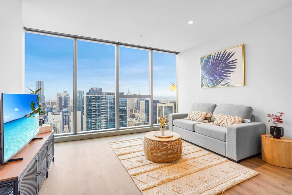 Luxury City View Apt on Level 58 with Pool Sauna Gym, Melbourne