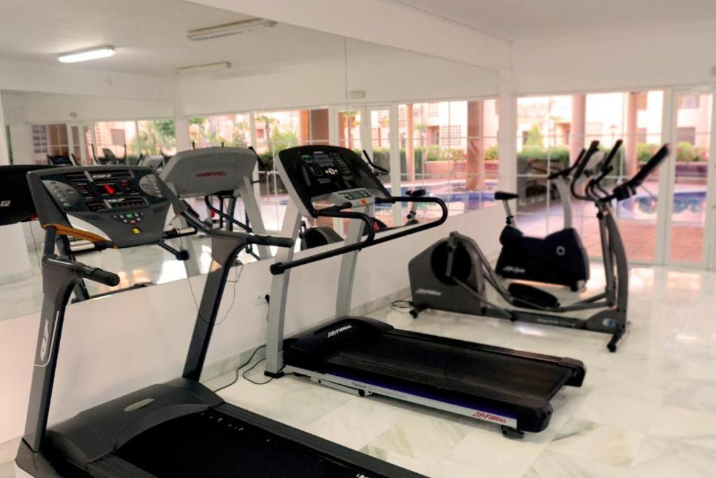 MARBELLA APARTMENT I Beachside and Extra Spacious, next to Marriott Playa Andaluza, Private HEATED Jacuzzi, 6 Swimming Pools, Gym, Padel & Tennis - 5