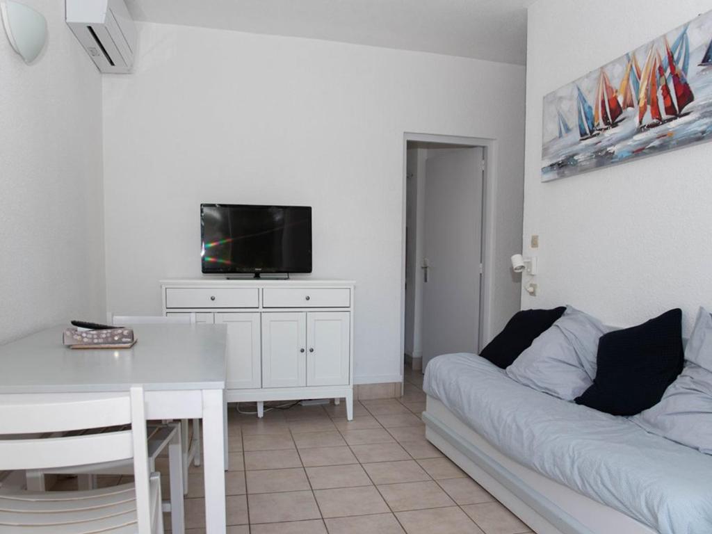 Le Lavandou, T2 + cabine, accès plage, parking et climatisation - FR-1-803-88 - 3