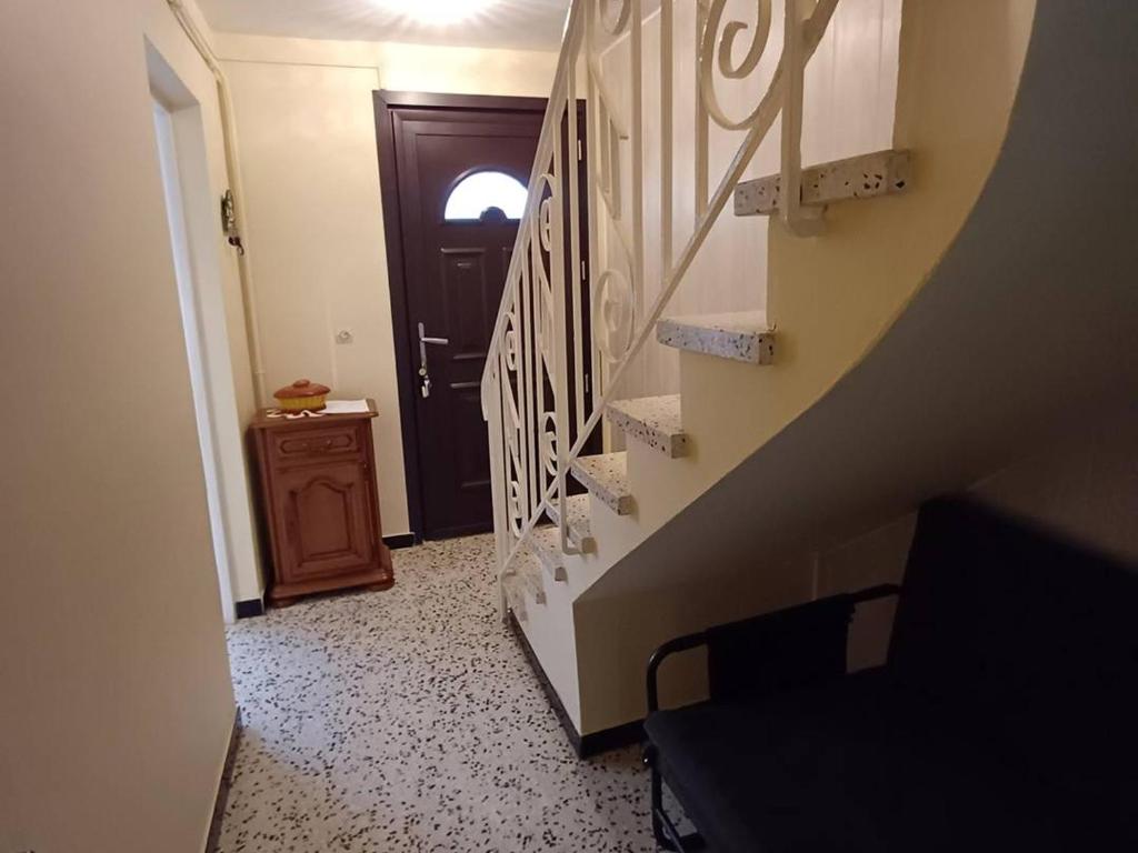 Maison de village proche centre-ville, climatisation, 3 pers. - FR-1-571-72 - 2