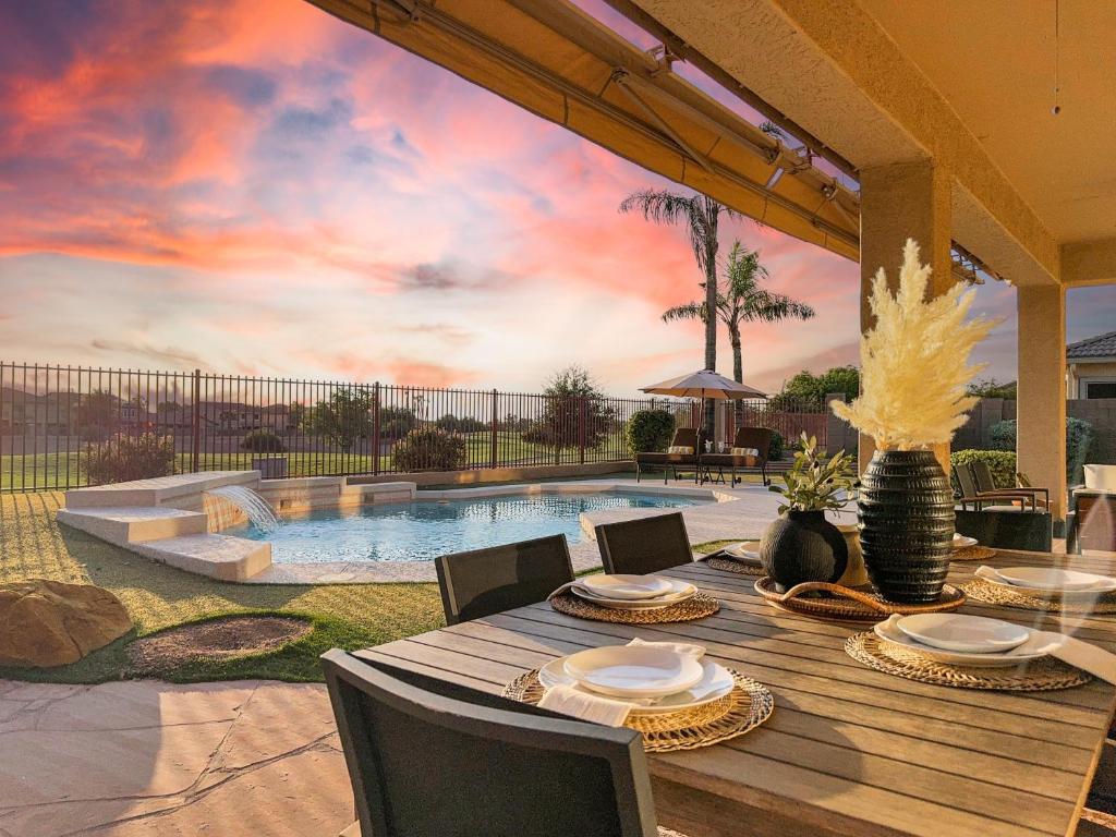 Crestview Gilbert, Queen Creek