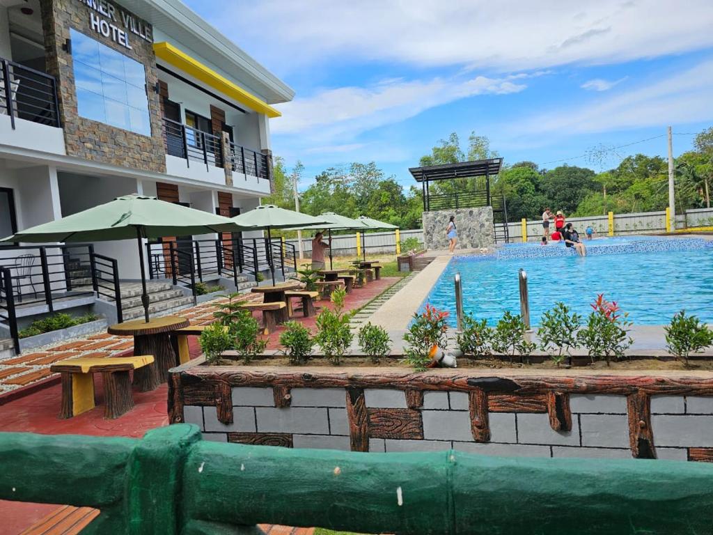 Summerville Hotel and Resort