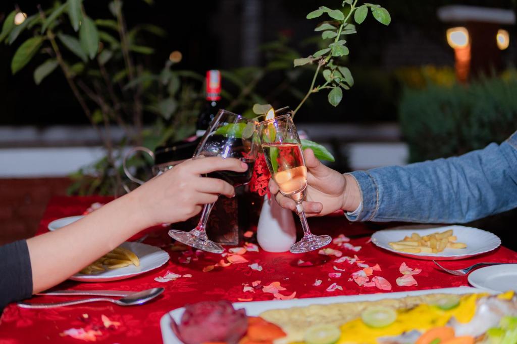 طعام و مشروبات