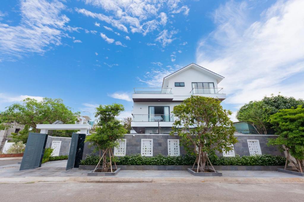 C2-37 Hoang My Villa
