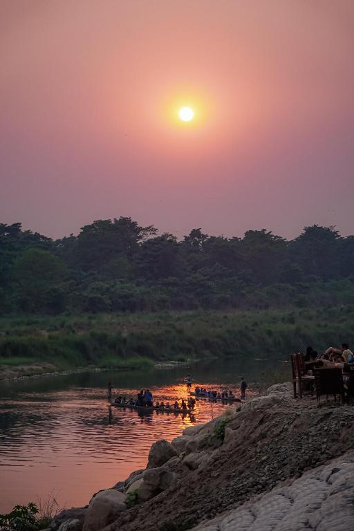 المنطقة المحيطة