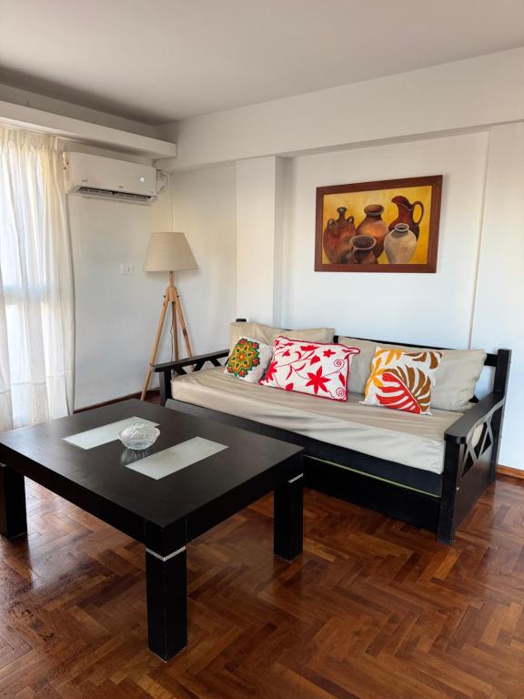 HERMOSO DEPARTAMENTO a 3 cuadras del PATIO OLMOS Dos dormitorios - 3