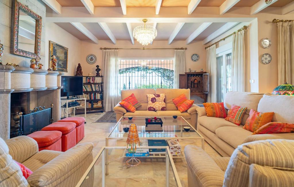 Amazing Home In Almuñecar - 3
