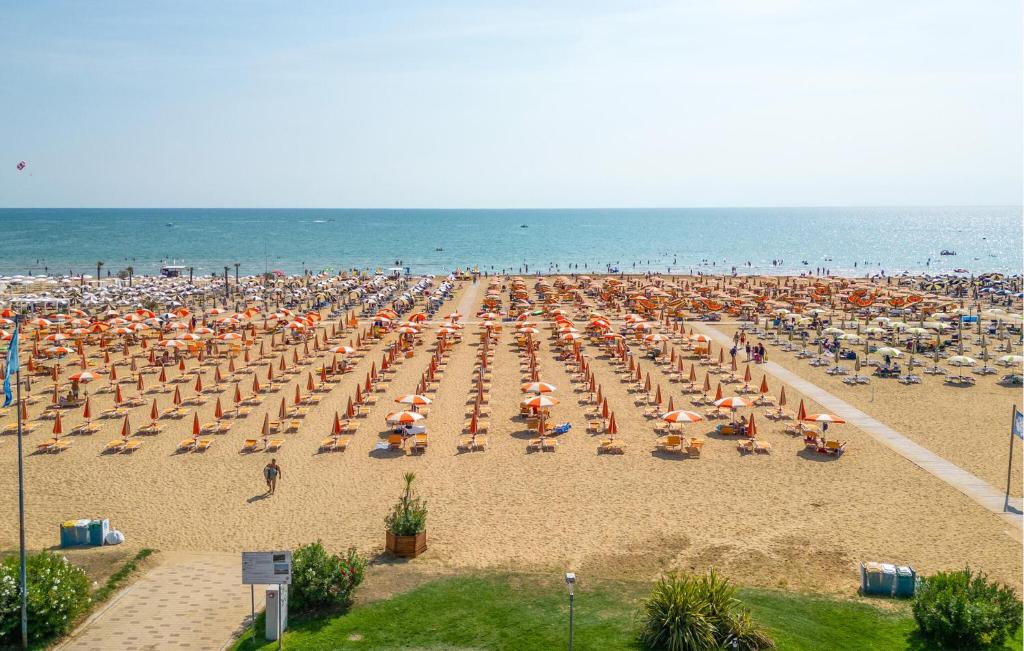Amazing Apartment In Bibione With Swimming Pool - 5