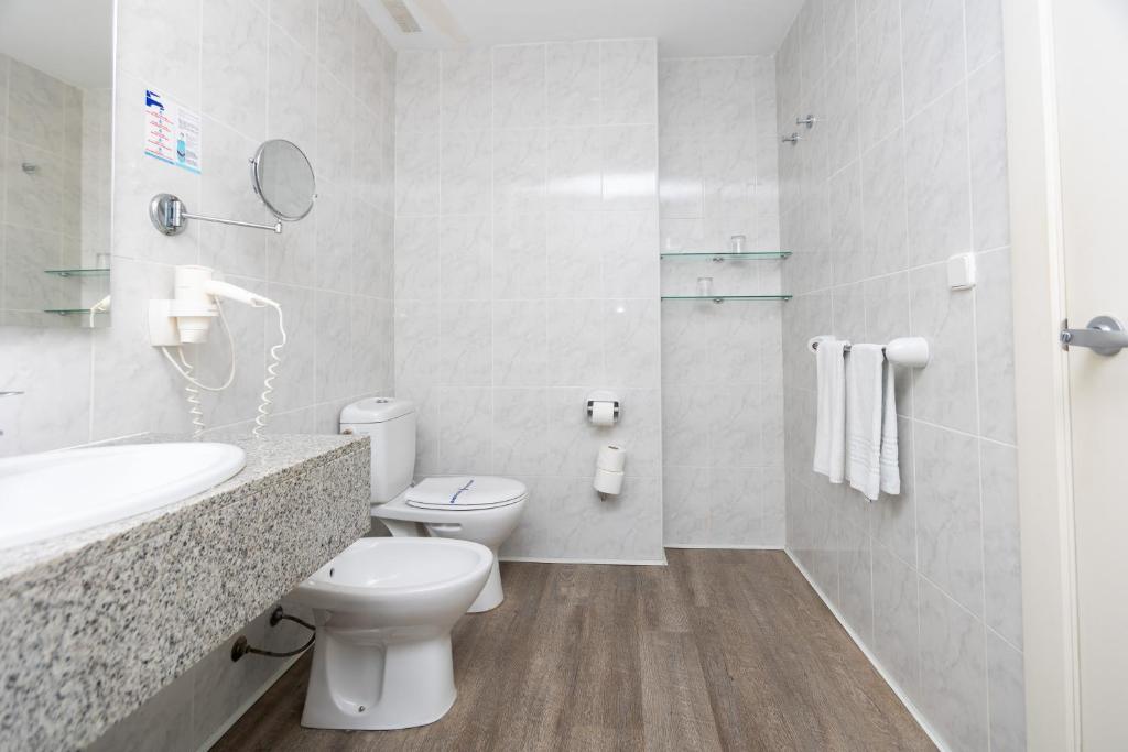 Hotel Brisa Marina — Hotel rooms in S'Illot, Balearic Islands