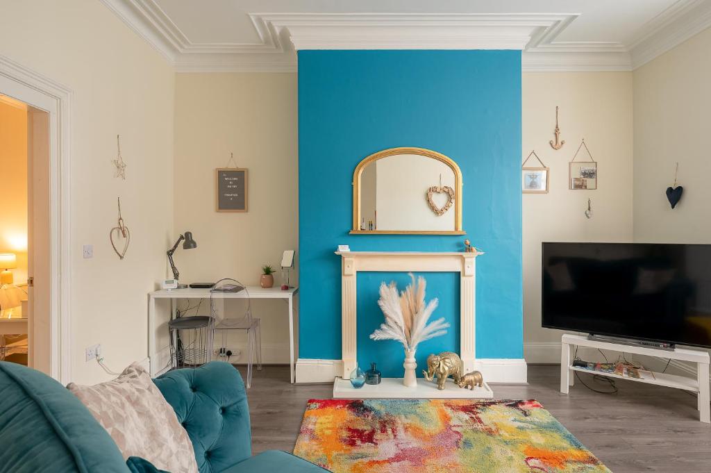 The Funky Robin - Whitby, Whitby