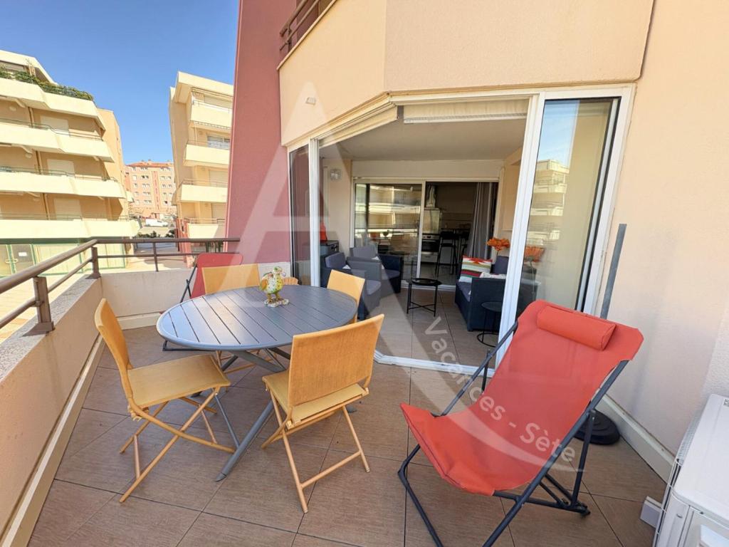 4 PERS, 1 CHAMBRE, PLAGES ET COMMERCES A PIED - 2